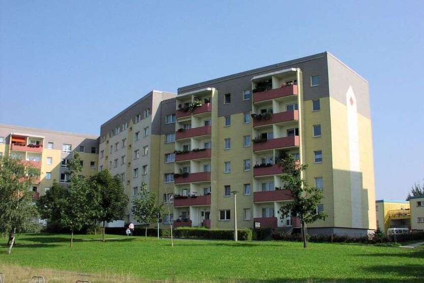 Wohnung zum Mieten in Plauen 229,77 € 41.4 m²