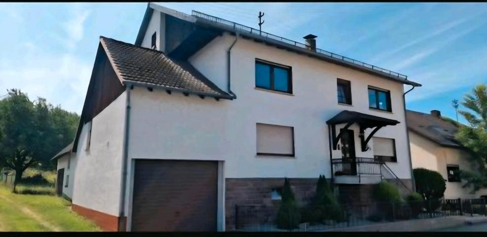 Mehrfamilienhaus, Wohnhaus Neckargemünd - 10 Zimmer, 195 m&sup2;, 410.000&euro; | Angebot:26737921