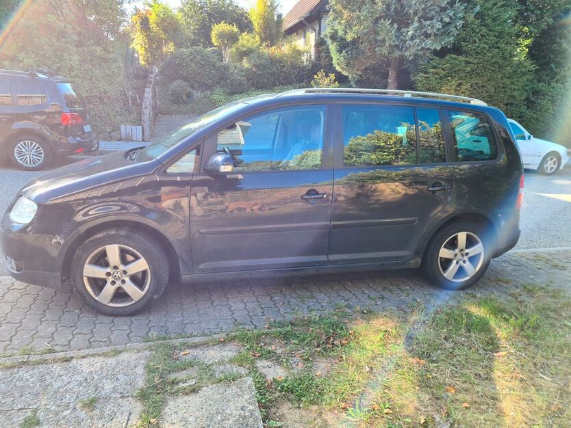 VW Touran 256.362 km 1.700 € Kiel 24159