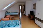 Dachgeschoßwohnung Lenting - 3 Zimmer, 100 m&sup2;, 30&euro; | Angebot:26233581