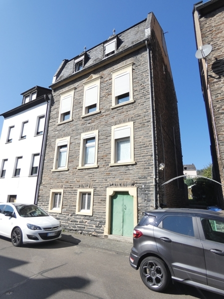 Charmantes Wohnhaus mit Leibrente in ruhiger und sonniger Lage in Traben-Trarbach, Stadtteil Traben 11 zimmer