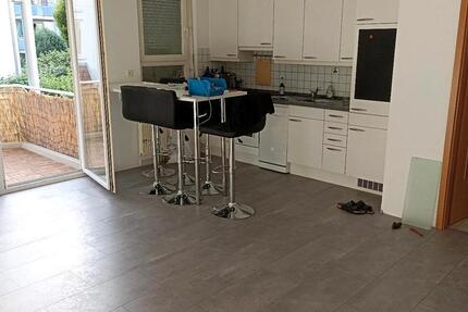 2 Zimmer Wohnung mit Balkon incl Küche und Stellplatz 2 zimmer