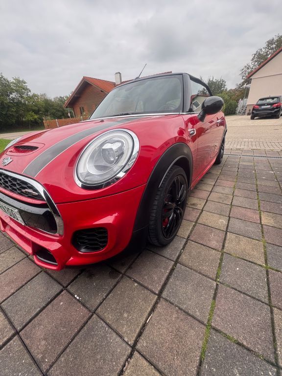 Mini John Cooper Works Cabrio 56.000 km 22.800 € Dombühl 91601