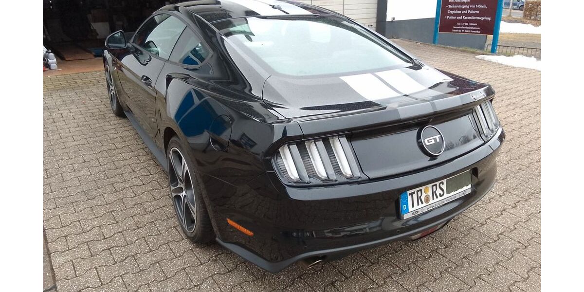 Ford Mustang 84.900 km 32.900 &euro; Hermeskeil 54411