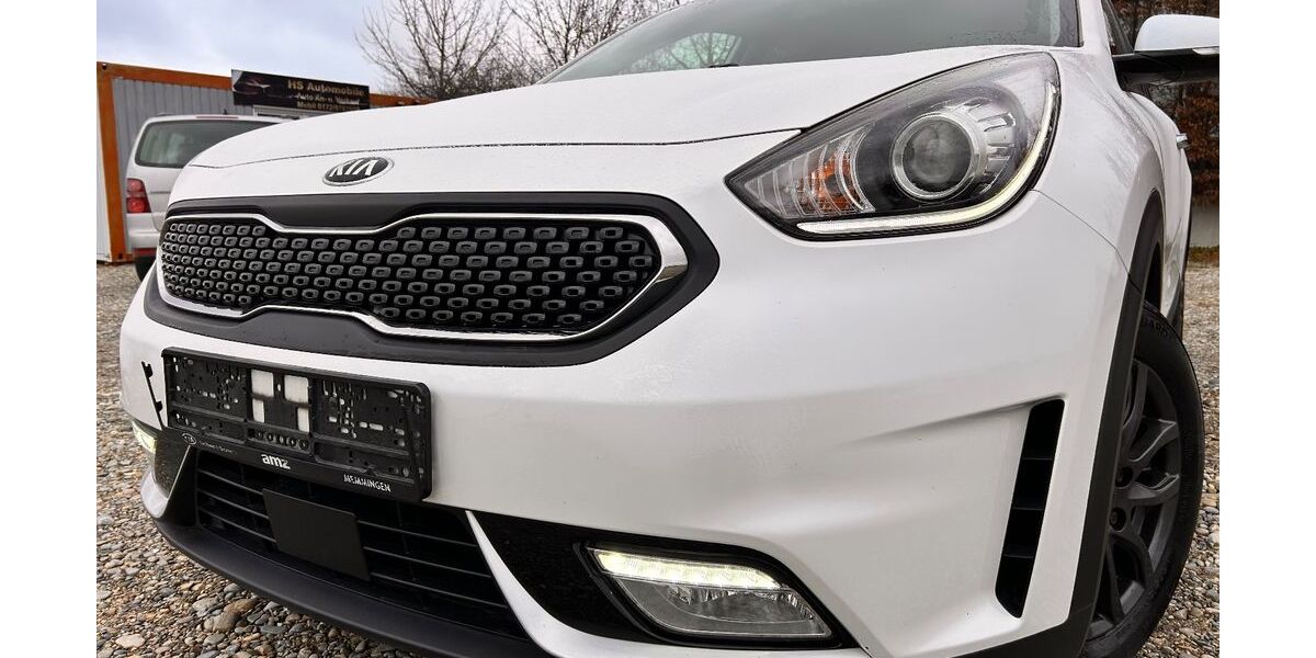 Kia Niro 137.000 km 10.999 € Buch 89290