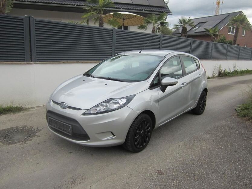 Ford Fiesta 206.000 km 1.550 € Öhringen-Cappel 74613