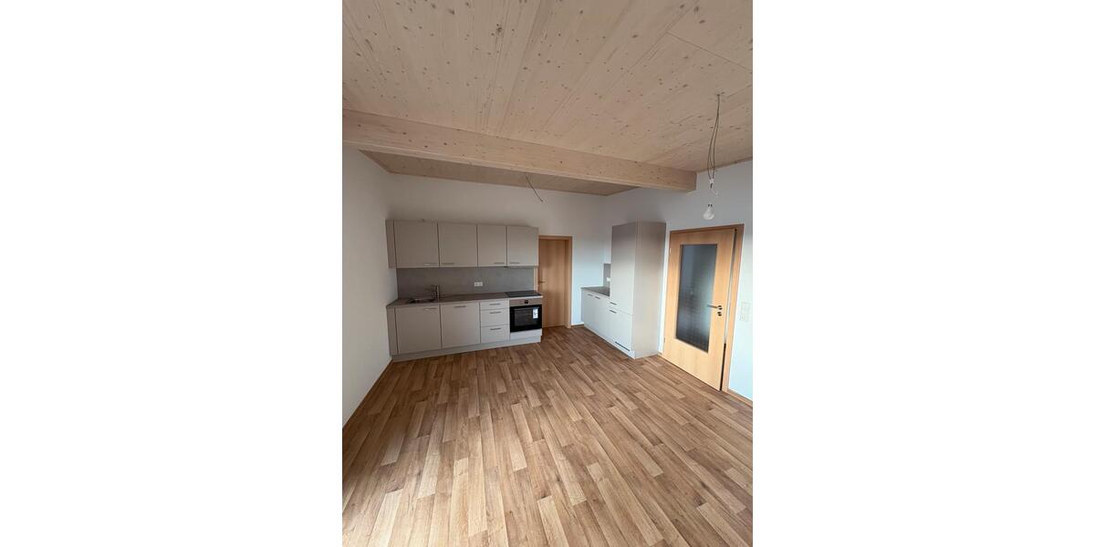 Dachgeschoßwohnung Meßkirch - 3 Zimmer, 95 m&sup2;, 1.200&euro; | Angebot:25113870