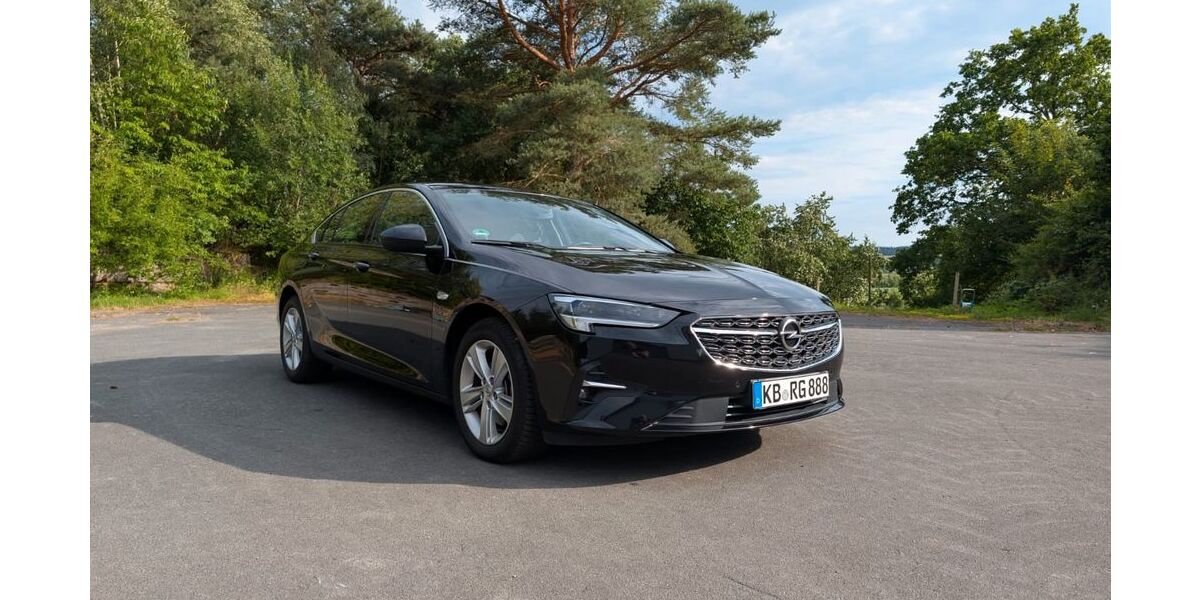 Opel Insignia 80.600 km 19.000 &euro; Allendorf-Eder 35108