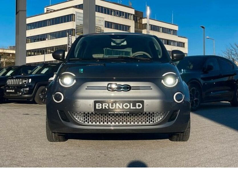 Fiat 500e la Prima LED/Sitzheizung/Kamera/ACC 15.500 km 22.900 € Backnang, 71522