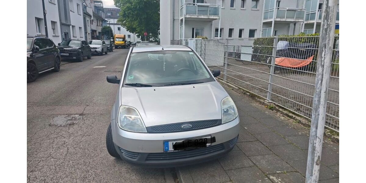 Ford Fiesta 185.000 km 900 &euro; Köln 51105