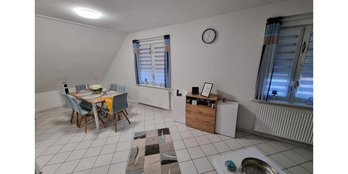 Dachgeschoßwohnung Beckingen - 2 Zimmer, 78 m&sup2;, 450&euro; | Angebot:26413182