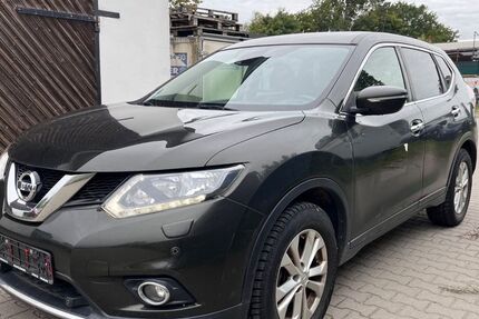 Nissan X-Trail 150.951 km 7.990 € Berlin 14167