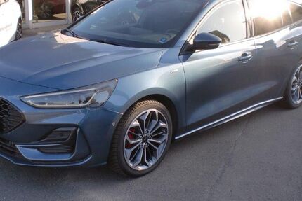 Ford Focus 12.900 km 26.990 &euro; Hessisch Oldendorf 31840
