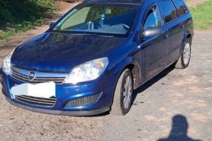 Opel Astra H Caravan 284.000 km 1.900 &euro; Seedorf 23823