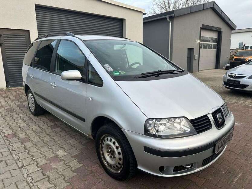 Seat Alhambra 210.000 km 3.290 € Gundelsheim 74831