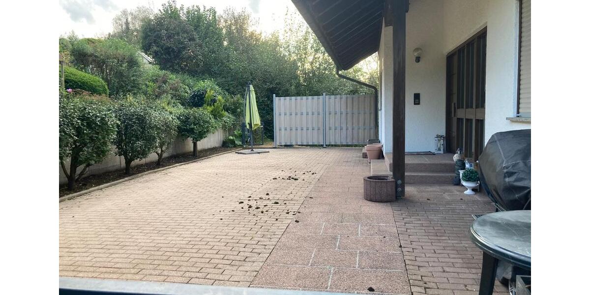 Exklusive 4,5 Zimmer Wohnung mit Luxus Einbauküche und Kamin fris 4 zimmer