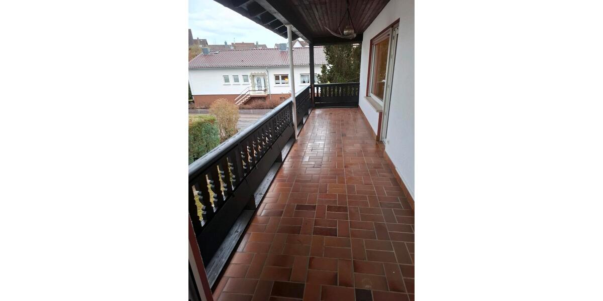 Etagenwohnung Hungen - 4 Zimmer, 100 m&sup2;, 1.050&euro; | Angebot:26234370