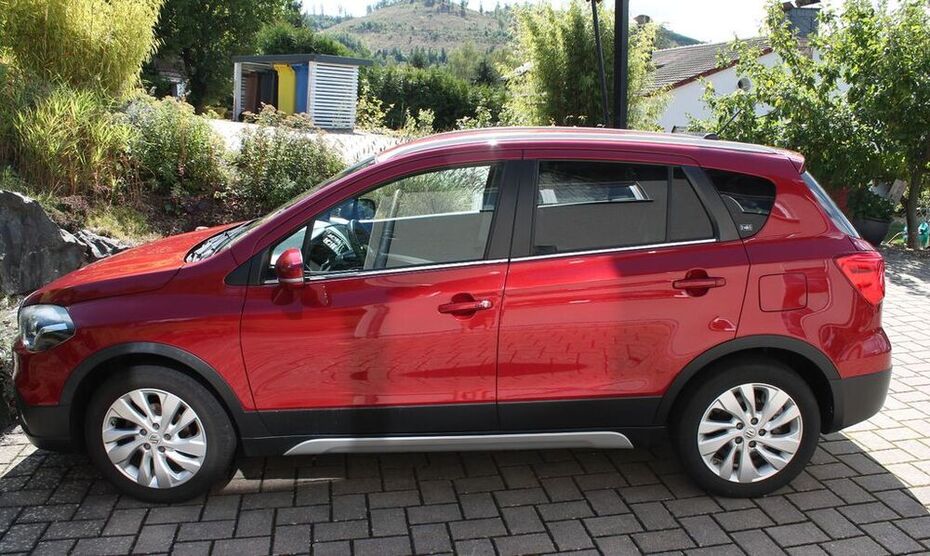 (SX4) S-Cross