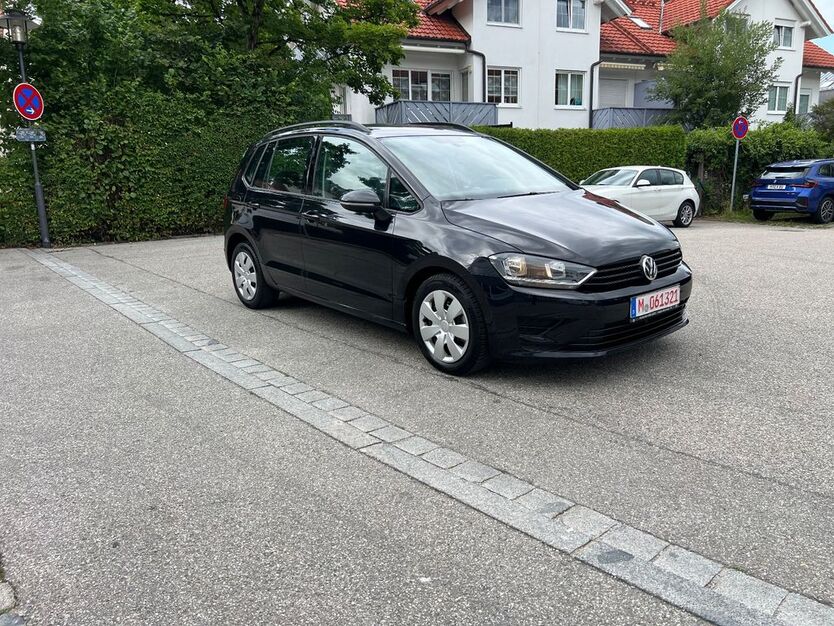 VW Golf Sportsvan 223.000 km 5.300 € Hohenbrunn 85521