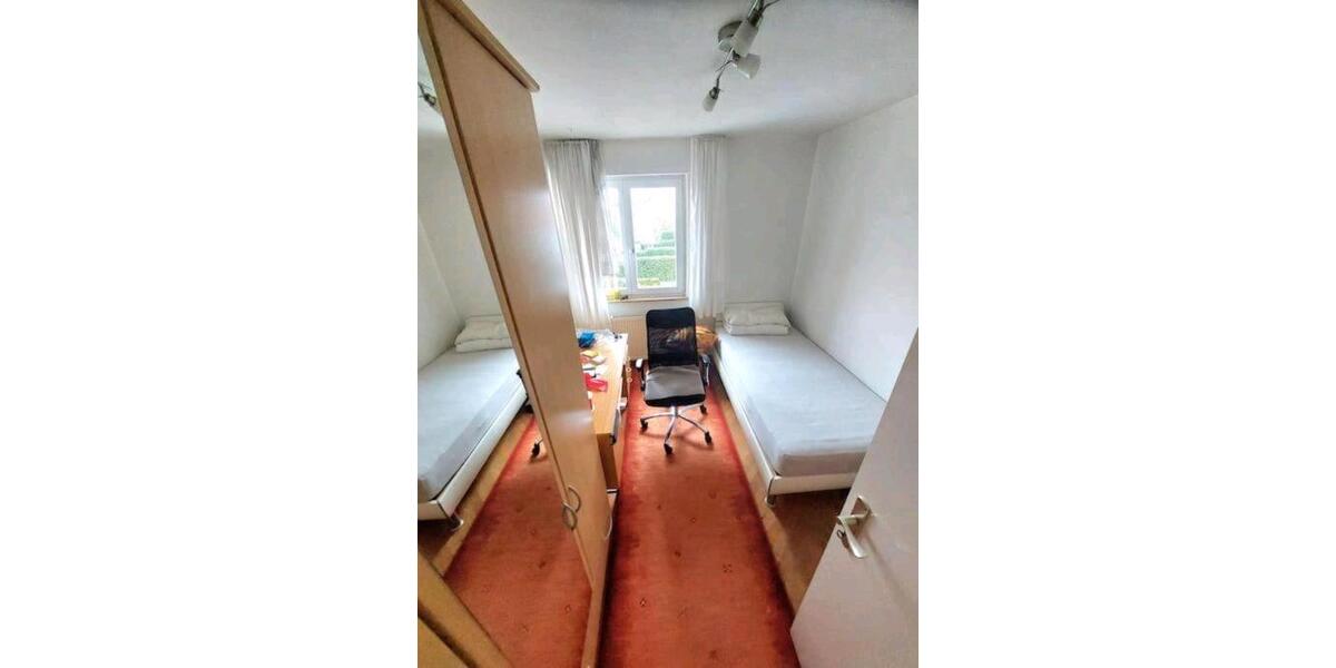 Etagenwohnung Vaihingen an der Enz - 4 Zimmer, 95 m&sup2;, 1.100&euro; | Angebot:26531645