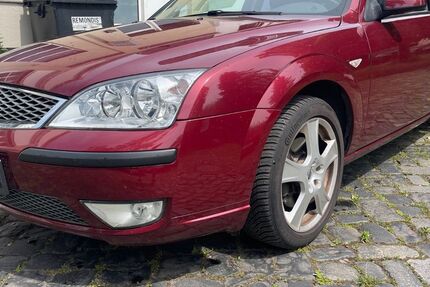 Ford Mondeo 139.566 km 3.499 &euro; Hannover 30629