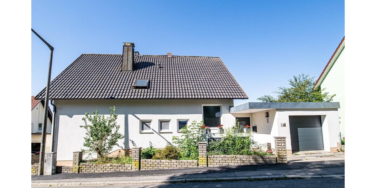 Vielseitiges Mehrfamilienhaus in Furth im Wald - Mehrfamilienhaus, Wohnhaus Furth im Wald | Angebot:27315678