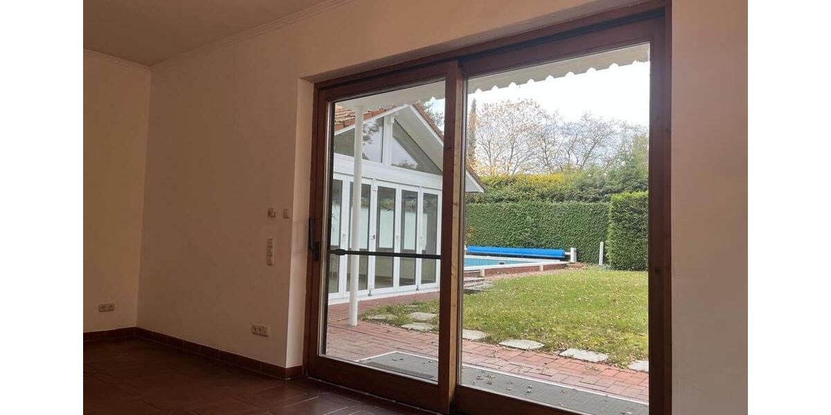 Doppelhaushälfte Gräfelfing - 7 Zimmer, 210 m&sup2;, 4.995&euro; | Angebot:23216909