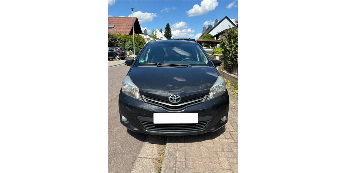 Toyota Yaris 146.000 km 5.500 &euro; Homburg 66424