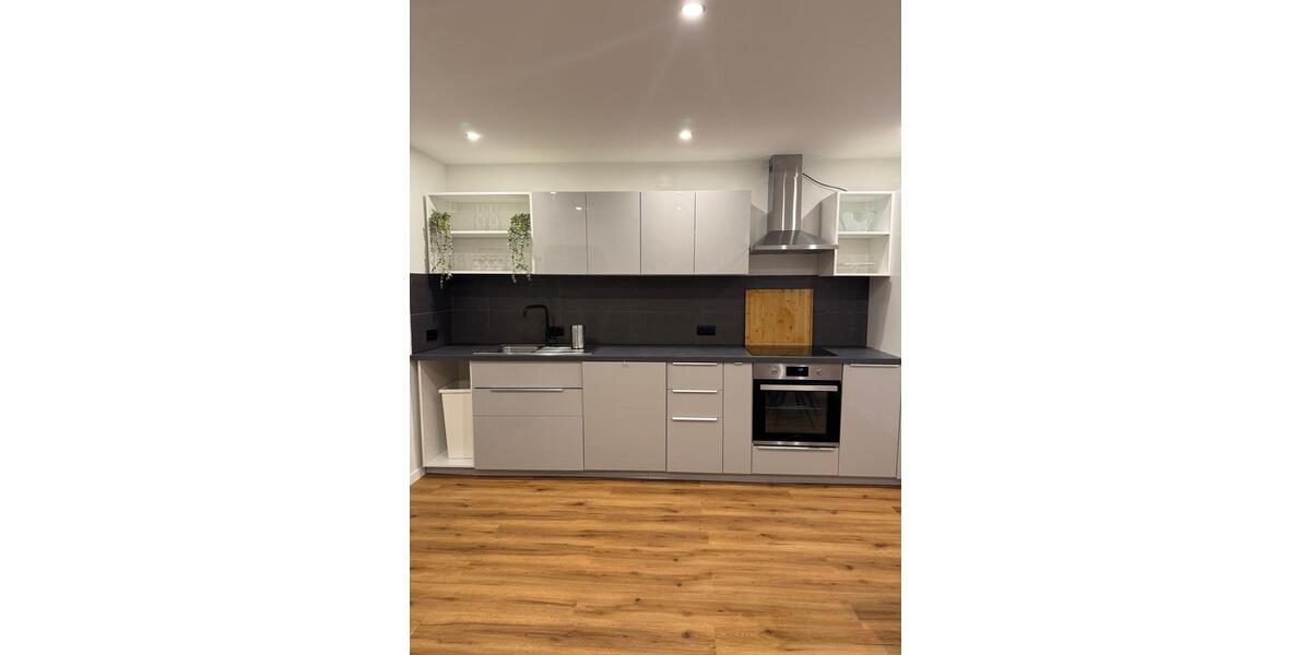 Einfamilienhaus Sulzemoos - 5 Zimmer, 170 m&sup2;, 4.500&euro; | Angebot:25403924