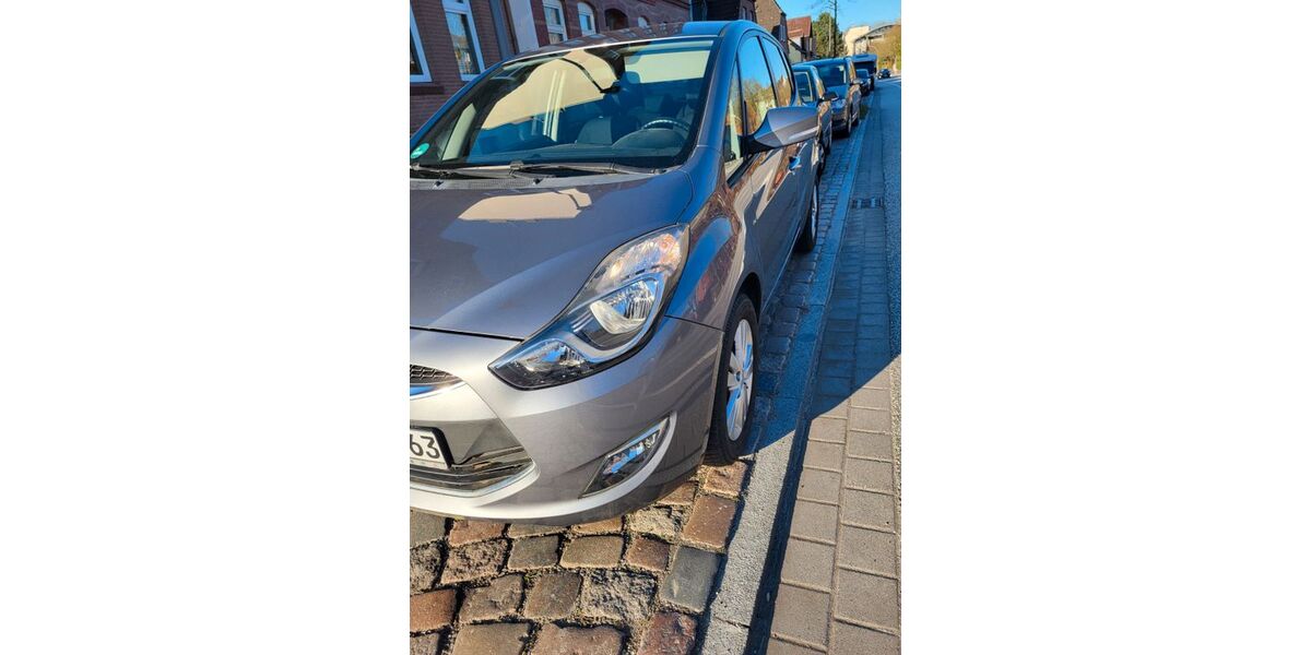 Hyundai ix20 62.900 km 8.950 &euro; Schwentinental 24223