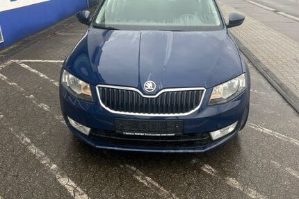 Skoda Octavia 202.828 km 6.000 &euro; Bonn 53227