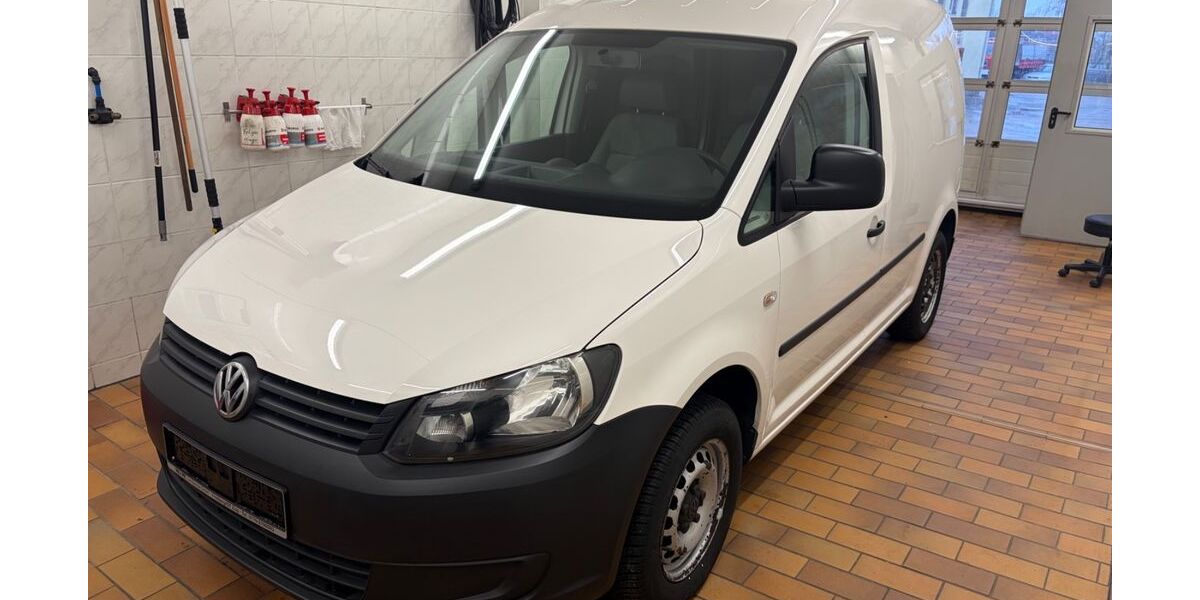 VW Caddy 143.000 km 7.800 &euro; Freiberg 09599
