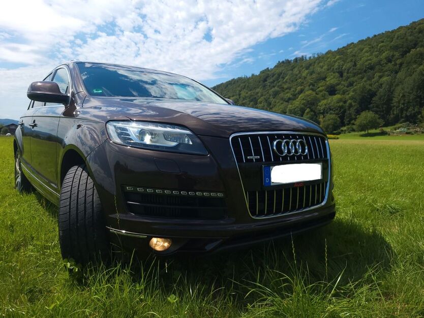Audi Q7 255.000 km 15.990 € Rheinfelden 79618