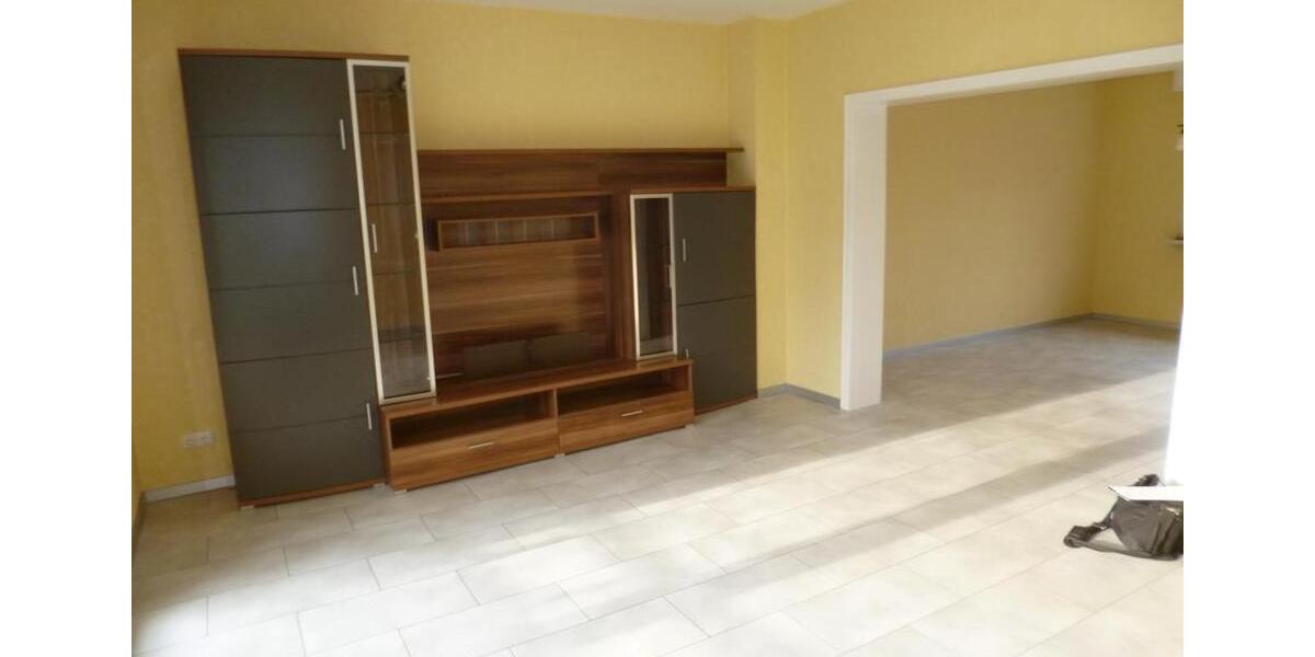 Erdgeschoßwohnung Duisburg Walsum - 4 Zimmer, 84 m&sup2;, 729&euro; | Angebot:26646852