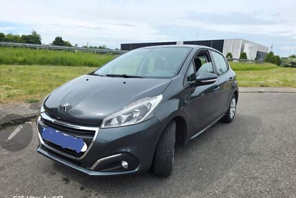 Peugeot 208 199.547 km 3.999 &euro; Offenburg 77656