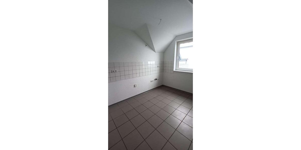 Etagenwohnung Hillesheim - 5 Zimmer, 116 m&sup2;, 930&euro; | Angebot:25363664