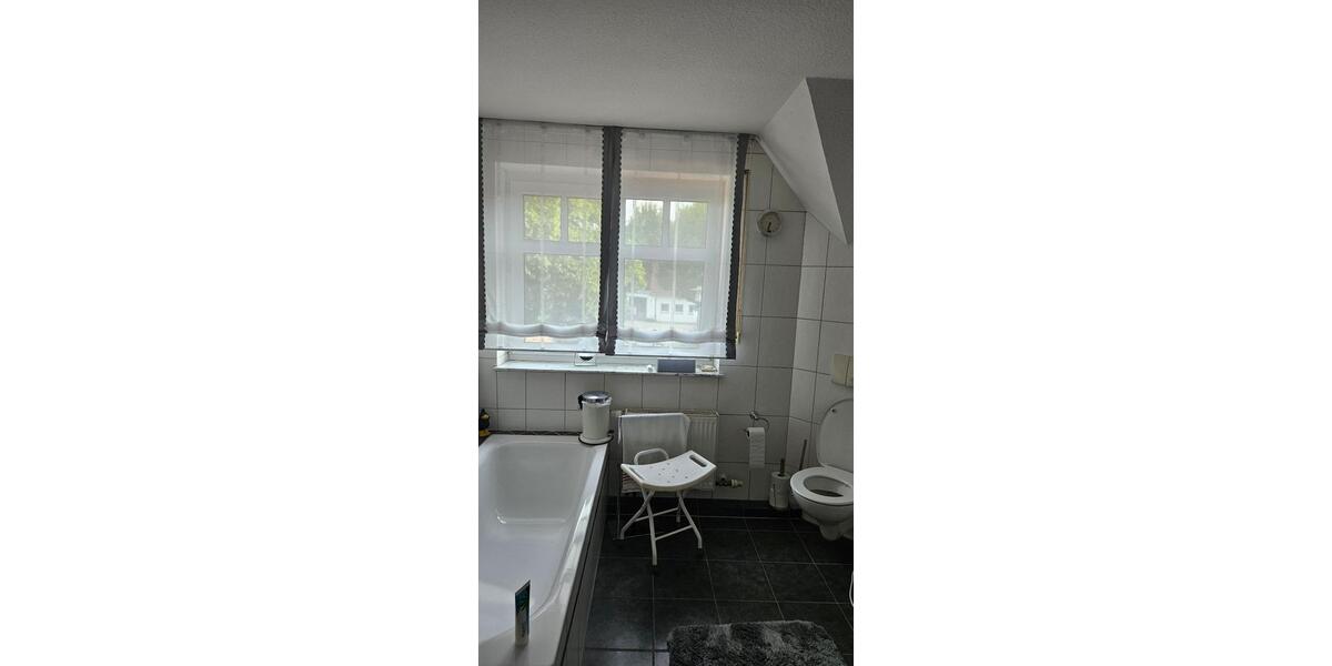 Reihenhaus Lippstadt Garfeln - 5 Zimmer, 150 m&sup2;, 420.000&euro; | Angebot:27285275