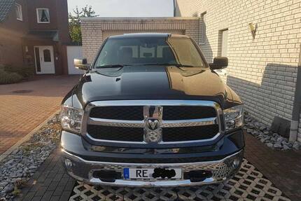 Dodge Ram 2500 Crew Cab Pick-up