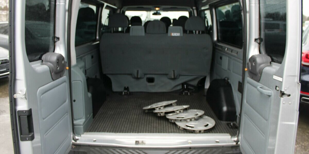 Ford Transit 300 L TDCi VA Trend - 9-Sitzer - 72.380 km 12.980 &euro; Euskirchen 53881