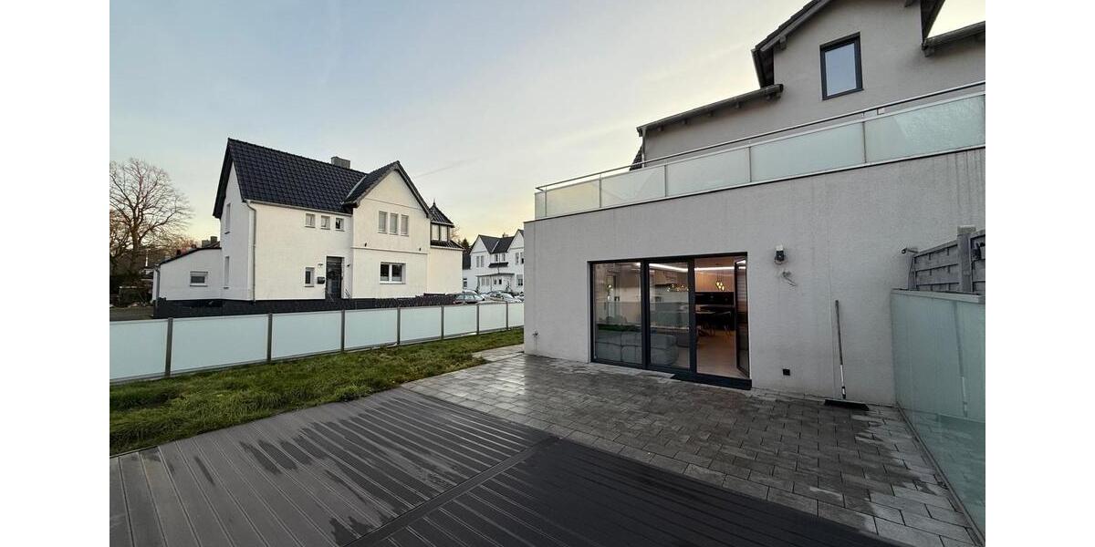 Doppelhaushälfte Essen Stadtbezirk VI - 4 Zimmer, 190 m&sup2;, 3.000&euro; | Angebot:26397480