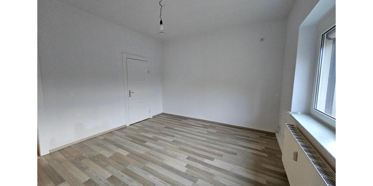 Erdgeschoßwohnung Lauchhammer - 3 Zimmer, 53 m&sup2;, 318&euro; | Angebot:25918268