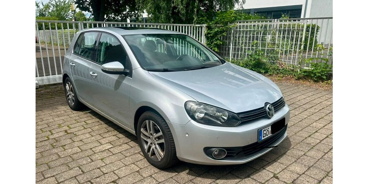 VW Golf 143.500 km 4.400 &euro; Göttingen 37073
