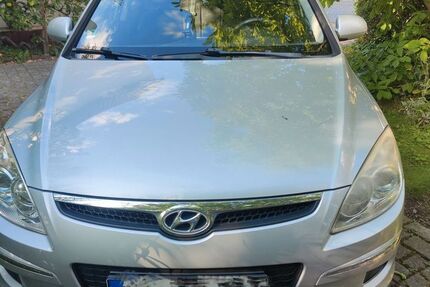 Hyundai i30 155.000 km 2.400 &euro; Oldenburg 26123