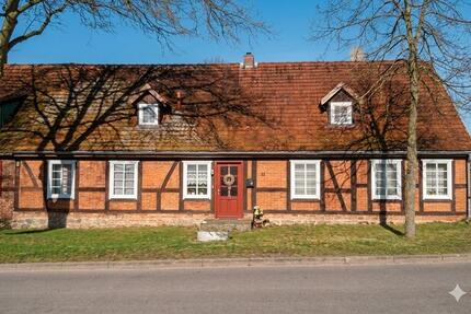 Haus Goldberg - 6 Zimmer, 200 m&sup2;, 269.000&euro; | Angebot:26121485