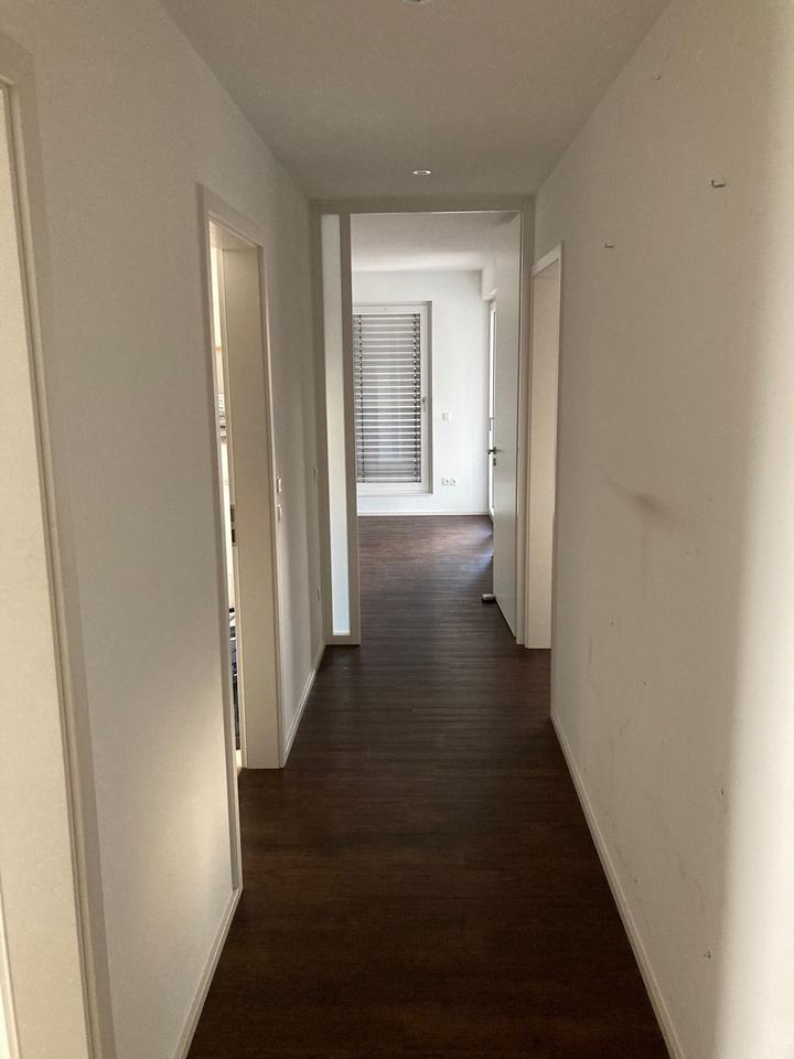 2,5 Zimmer Wohnung,BalkonLoggia,Aufzug,Einbauküche