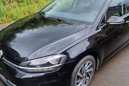 VW Golf 111.000 km 12.800 &euro; Reddighausen 35116