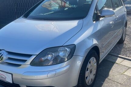 VW Golf 108.000 km 4.200 &euro; Mühlheim am Main 63165