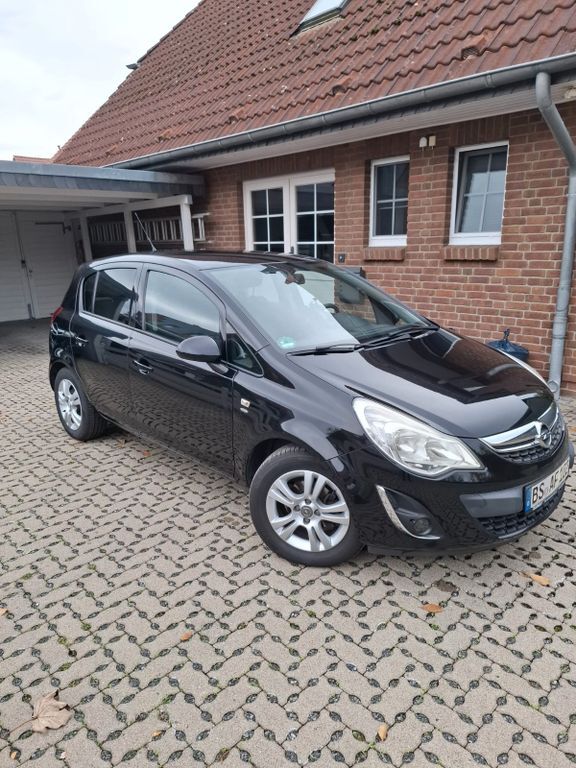 Opel Corsa 93.000 km 4.600 € Braunschweig 38124