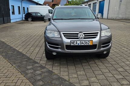 VW Touareg 208.000 km 8.999 € Marktbergel 91613