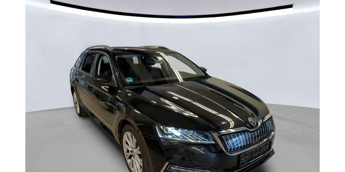 Skoda Superb 136.000 km 19.999 &euro; Bad Lippspringe 33175